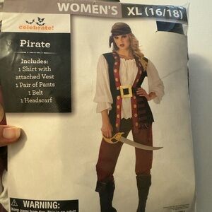 Women’s pirate costume size XL